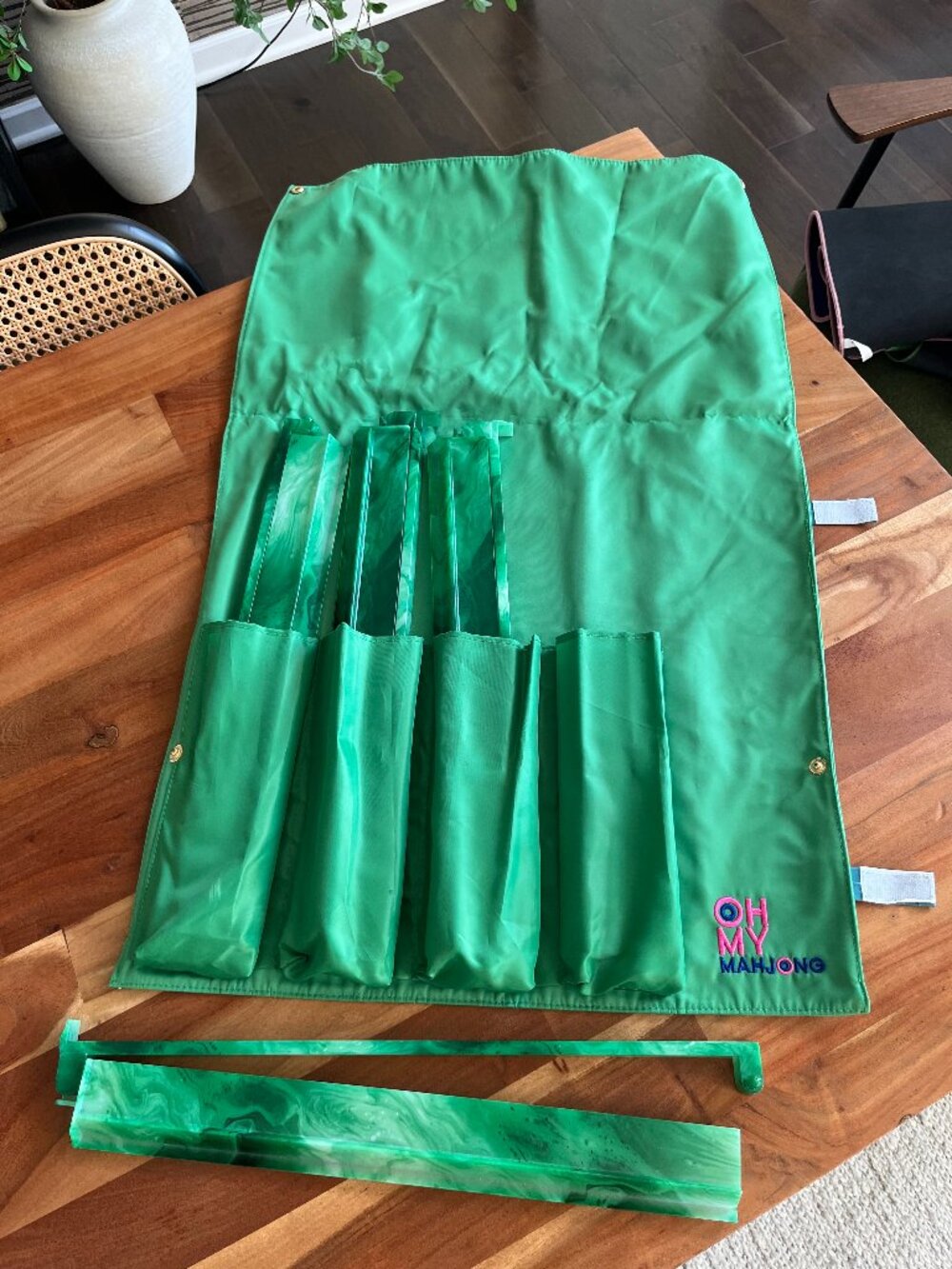 OhMyMahjong Green Rack Bag + Racks